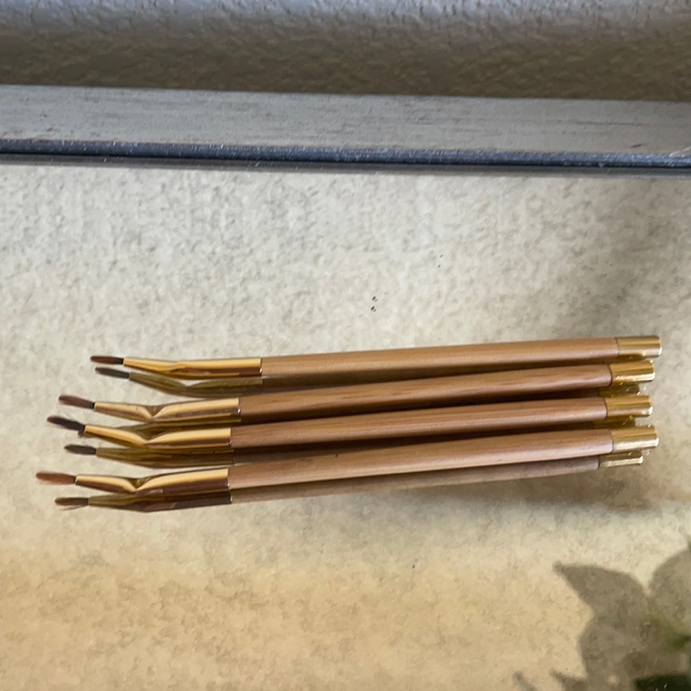💫CLOSING SALE💫 4 tarte pot liner brushes